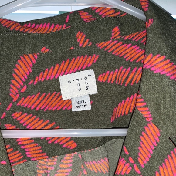 Palm tree button down - Picture 2 of 5